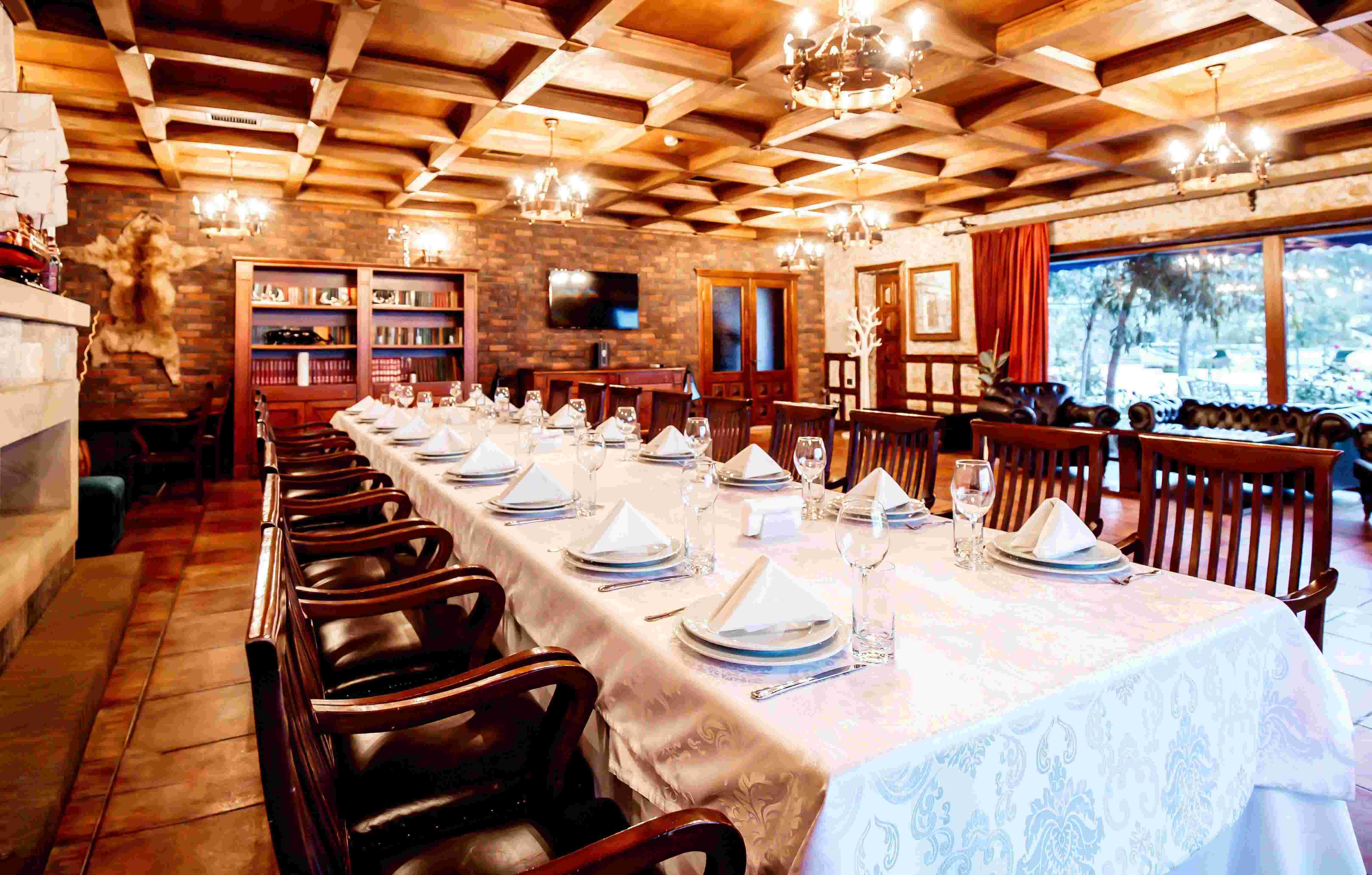 Classic Style Restaurant
